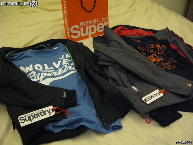 第一件超級乾 Superdry Moody Norse Bomber & Hooded Polar Windcheater