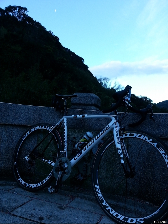 [緣份開箱] 2012年式Cannondale SuperSix EVO~~