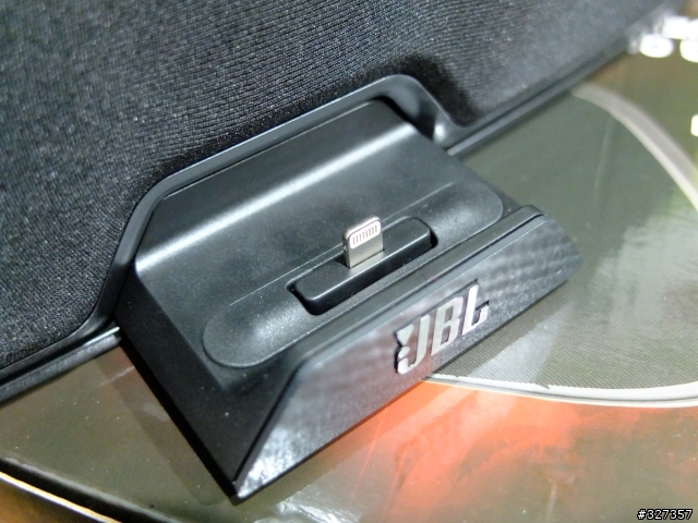  JBL VENUE LT for iPhone5, iPod & iPad