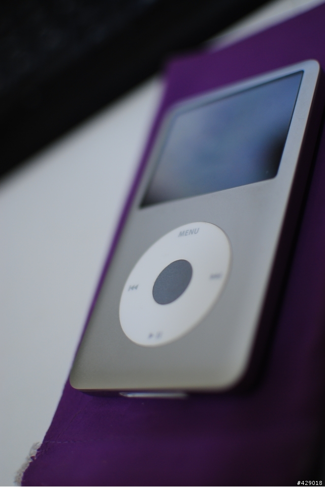 請問這樣的iPod classic還值多少?