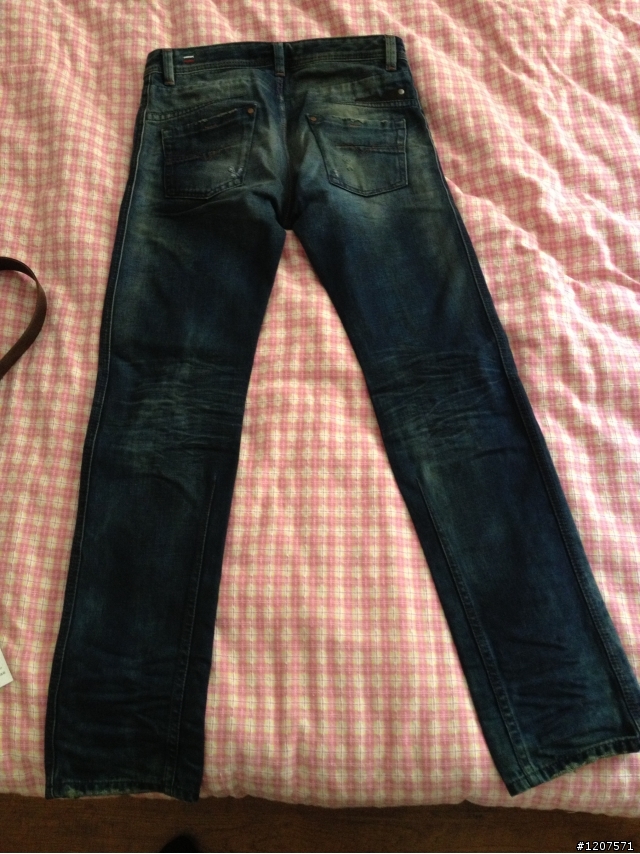 [分享]Diesel Darron Slim Fit Wash0075L柴油褲