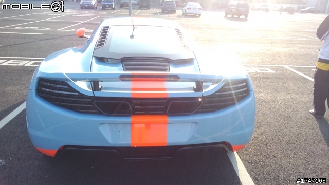 我也巧遇特殊配色的 McLaren MP4
