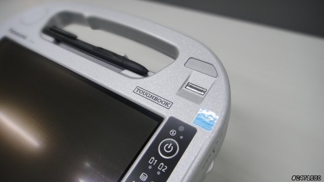 CF-H2 Panasonic 強固型行動電腦 [開箱文]