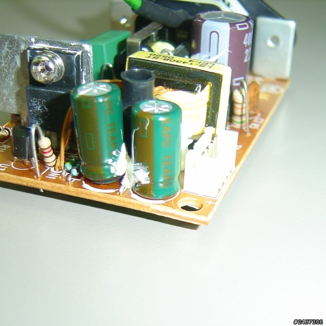 關於 電容