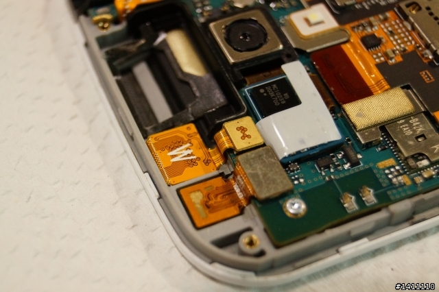 [DIY]泛泰 SKY A820L 觸控螢幕更換實錄