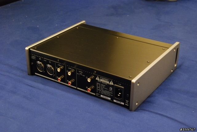 [差點全台第一開]--TEAC HA501開箱