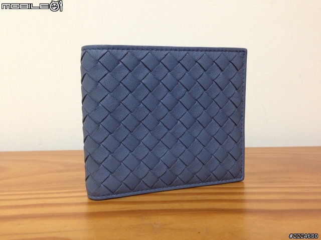 [分享] Bottega Veneta 灰藍羊皮編織皮夾