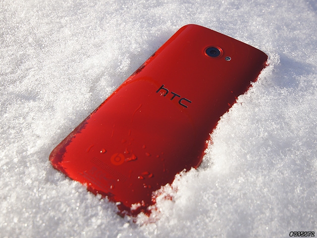 [搏版面] 踏上敵國領土的雪中紅...蝴蝶~