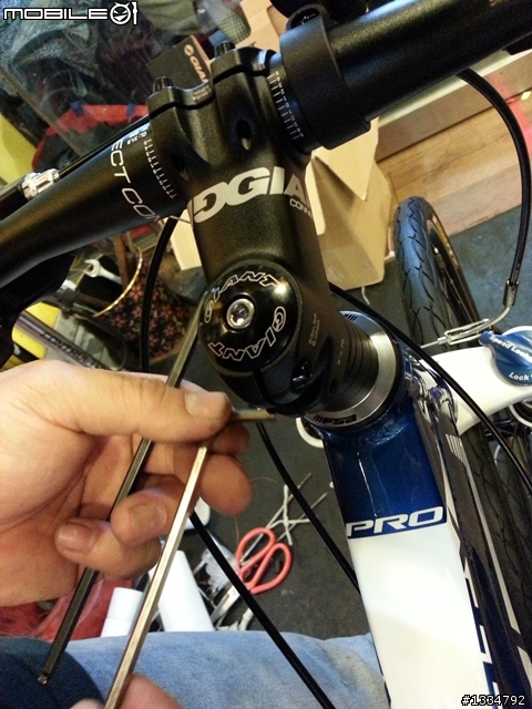 [開箱文]一次開兩箱 Giant TALON W女款登山車 + Giant ATX PRO登山車