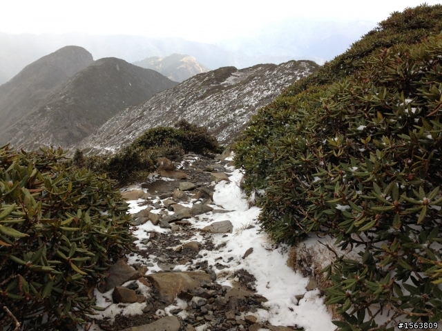 雪山主東峰單日攻