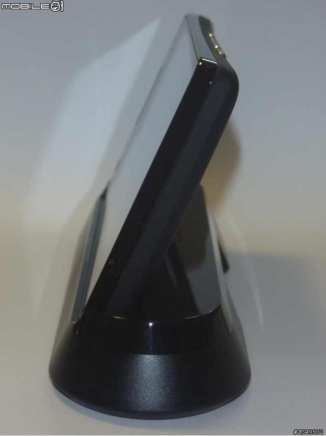 Sony DK23 (Xperia T TV Dock) 開箱 (圖多注意)