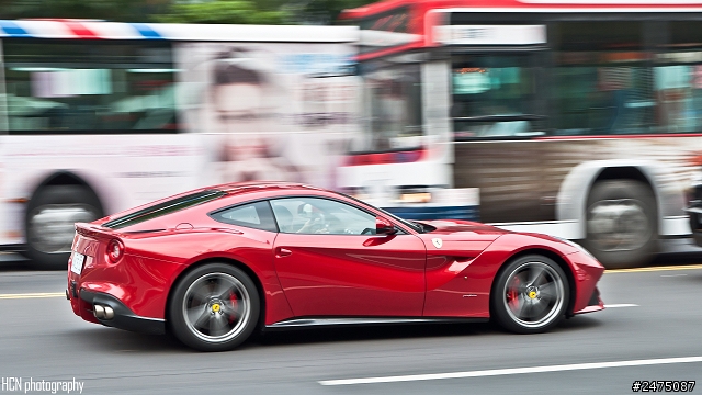 F12berlinetta 路上捕獲&分享最近拍到的猛獸
