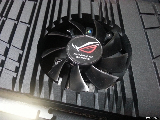 [3/25更新]【戰神 II 次降臨】ASUS ARES II 7990 6G DDR5  強勢登場