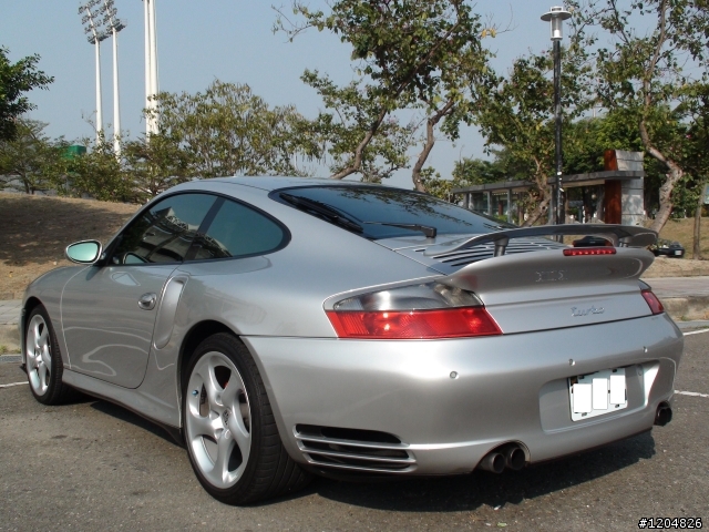 [關箱] 996 turbo