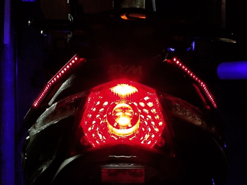 自製不鏽鋼機車後扶手之--牛角