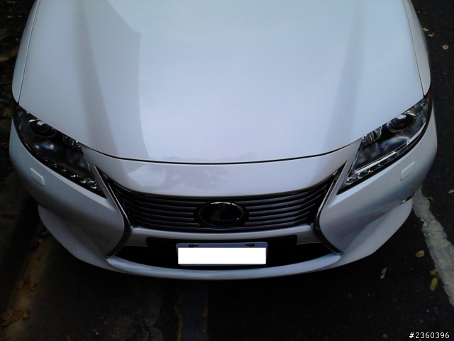LEXUS ES300h 開箱 豪華版 澤光白 ( Pioneer 專車主機 ) ... 一萬公里實跑油耗數據