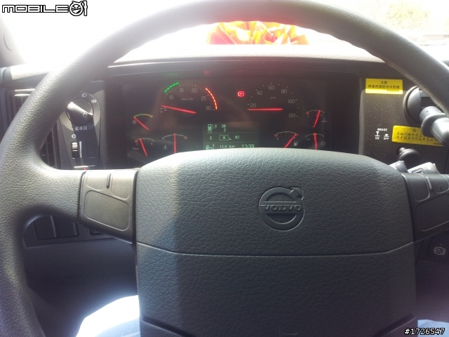 偽開箱  VOVLO FM 拖車頭