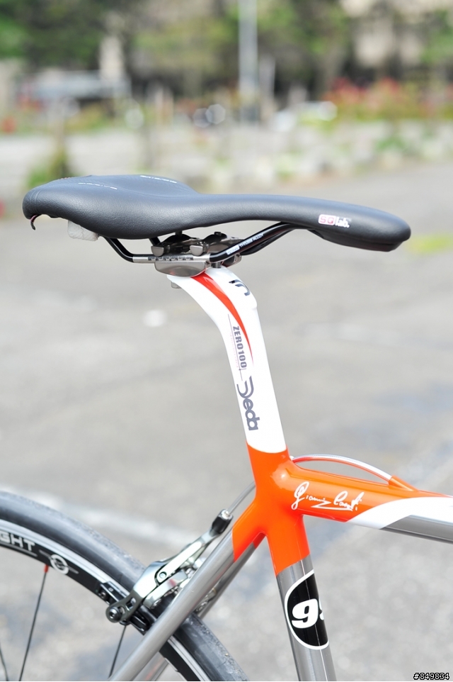 [组車日記] Orange fire! in CASATI Inox T99義大利不鏽鋼鋼管車，又是一篇跨年之作。