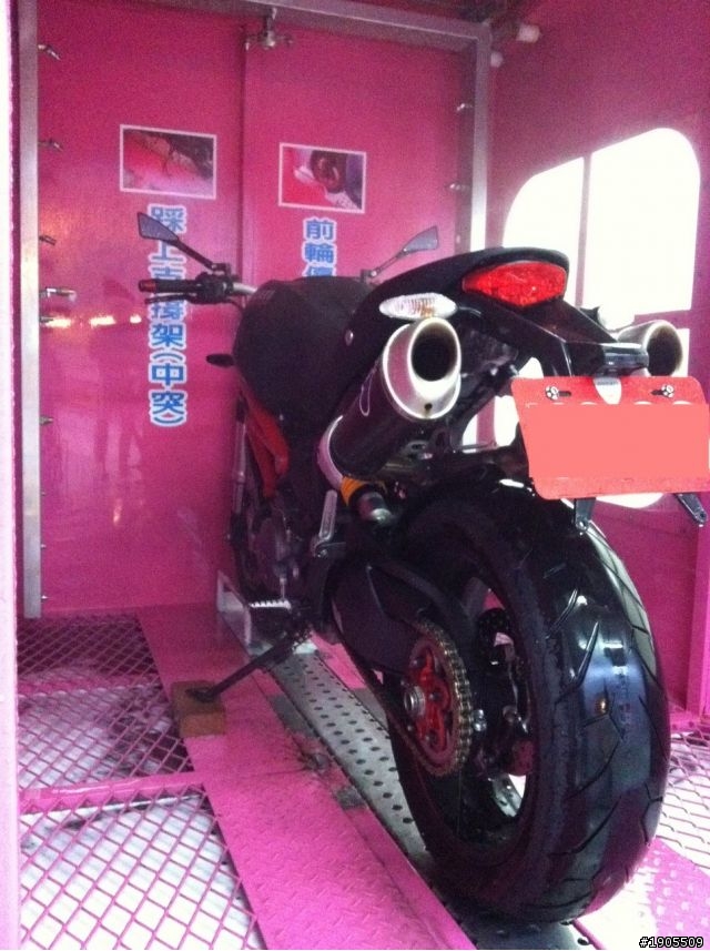 自動洗"機"車機~到底能不能洗重機呢?(頭殼撞到做實驗)