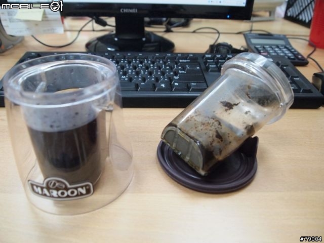 [分享] Maroon 旅行研磨咖啡機  Travel Coffee Grinder + Maker