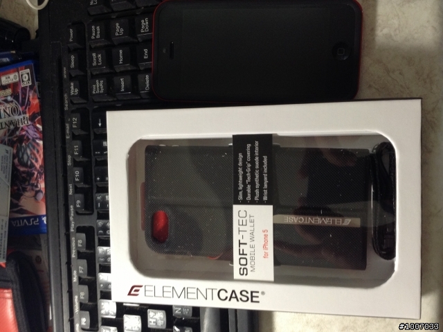 [開箱[Element case soft-tec mobile wallet iphone 5皮套