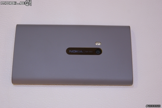 簡單開箱 NOKIA LUMIA 920