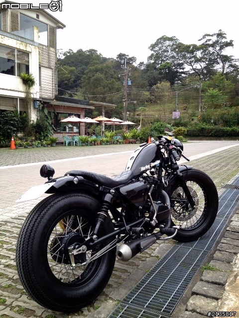 國產輕檔車嬉皮風蓋大樓囉!!!