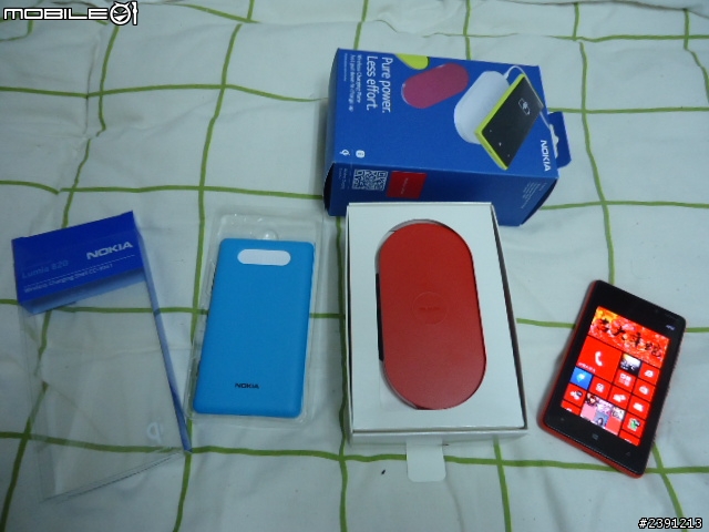 【開箱】Lumia 820(無線充電外殼)簡單分享文 ！