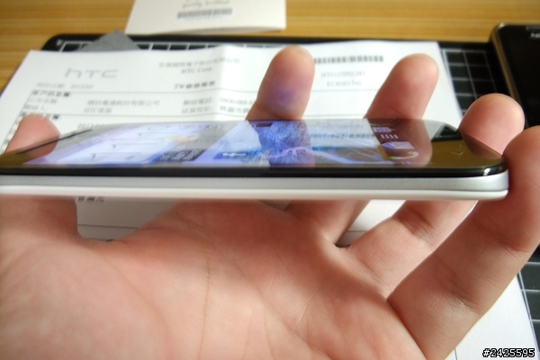 HTC ONE SV 螢幕漏光維修