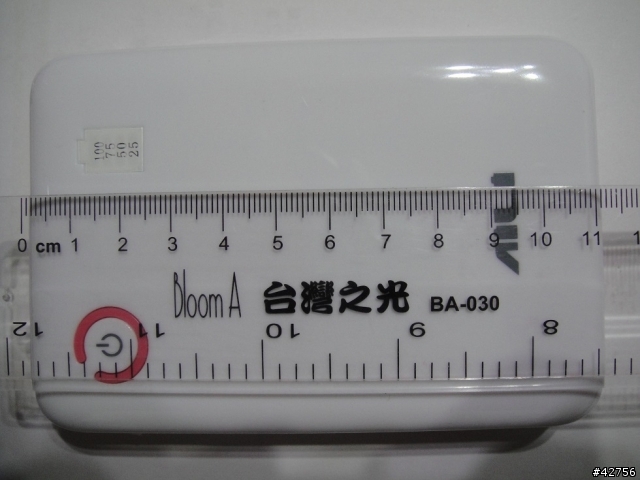 [有圖有真相]18650行動電源13600mAh