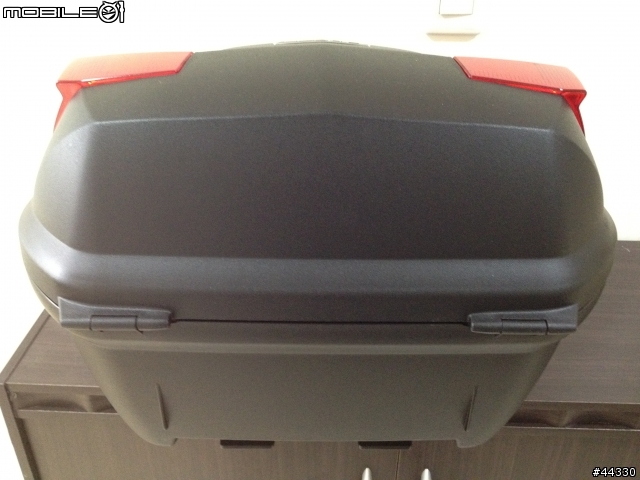 [分享] 2010 新勁戰上 GIVI B37 及新勁戰專用後箱架！！！