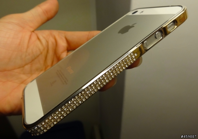 分享) iphone5 香檳金 金屬鑲水鑽 邊框!!!
