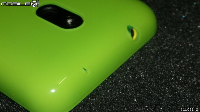 綠油油的Nokia Lumia 620~