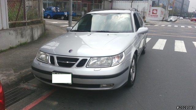 我的02 SAAB95 WAGON 台北