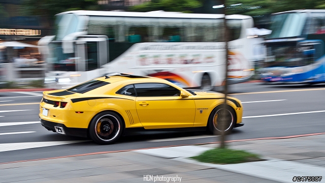 F12berlinetta 路上捕獲&分享最近拍到的猛獸