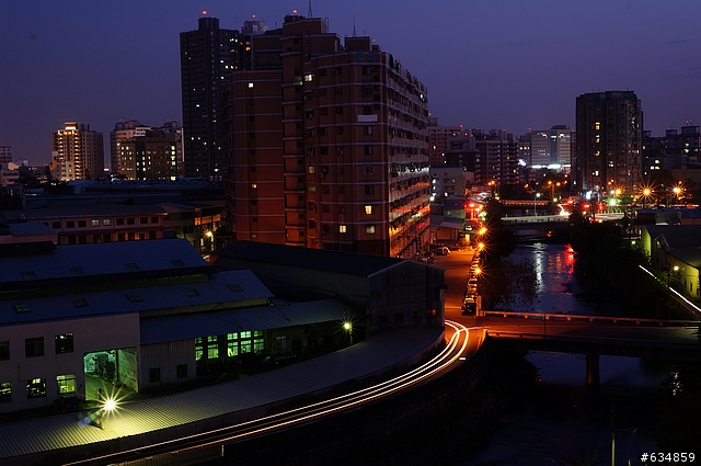 SONY NEX6(SEL35F18) 夜景分享&曝光時間請教??