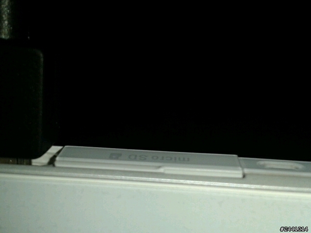 XZ SD的蓋子蓋不密合