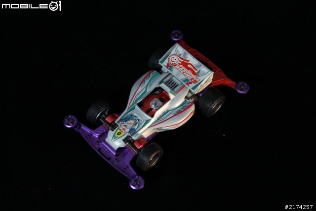 ＜作品分享＞Mini黏土人 Racing初音 2012 Ver. +四驅車