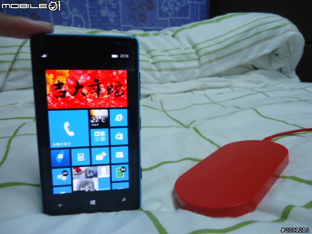 【開箱】Lumia 820(無線充電外殼)簡單分享文 ！