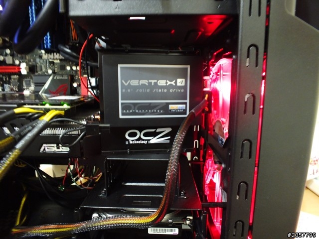 [開箱拉]FX8350碰上CROSSHAIR V FORMULA-Z