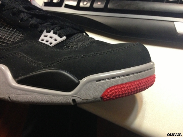 JORDAN 4 請高手幫忙 分辨真假 爬文爬到眼睛快爛了