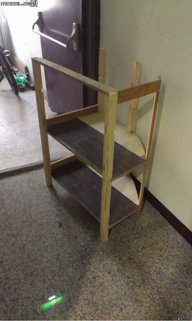 樓梯間之假日木工DIY