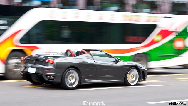 F12berlinetta 路上捕獲&分享最近拍到的猛獸