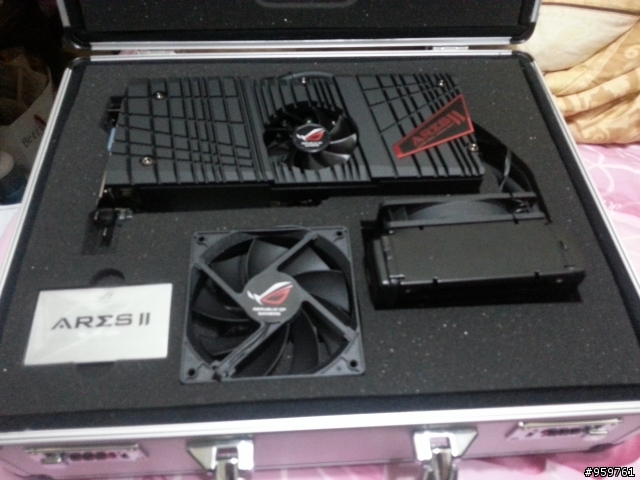 [3/25更新]【戰神 II 次降臨】ASUS ARES II 7990 6G DDR5  強勢登場