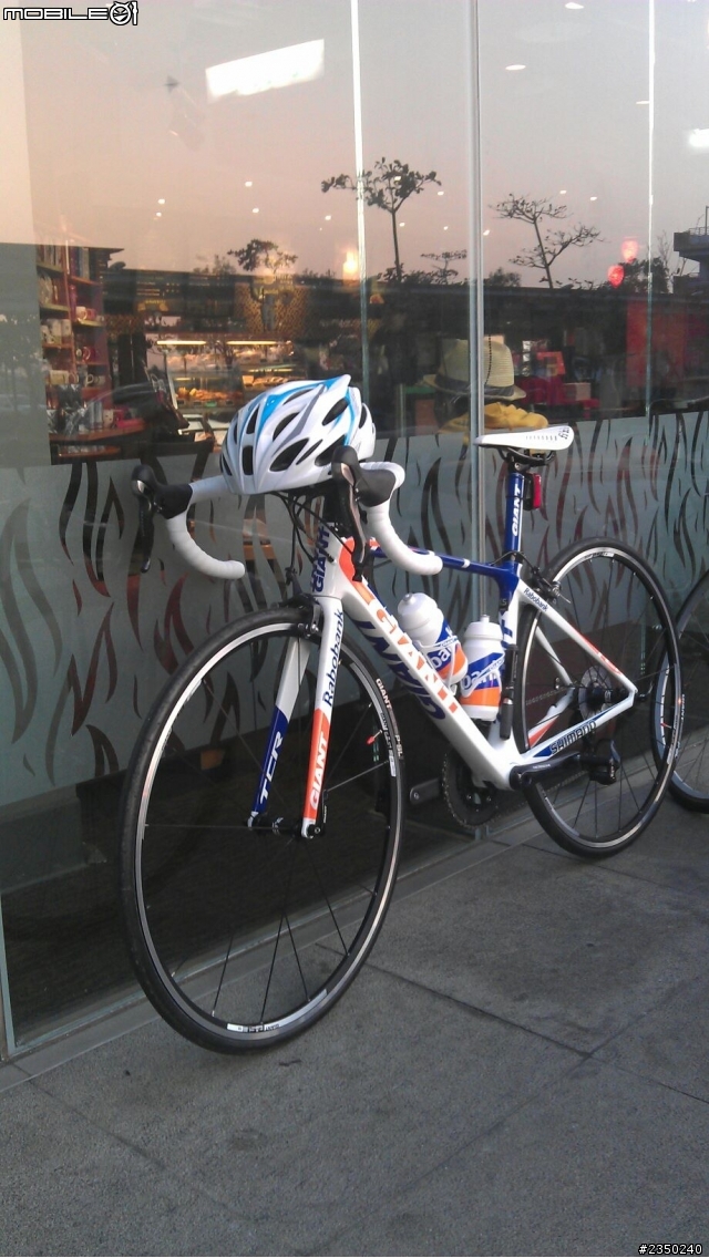 大家來PO上自己絕版 Giant TCR Rabobank愛車吧!
