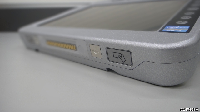 CF-H2 Panasonic 強固型行動電腦 [開箱文]