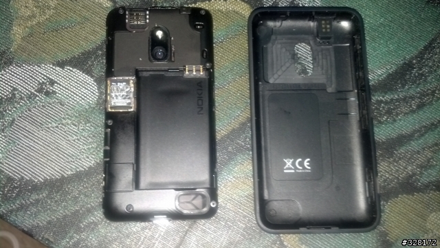 NOKIA LUMIA 620開箱文(已放上圖)