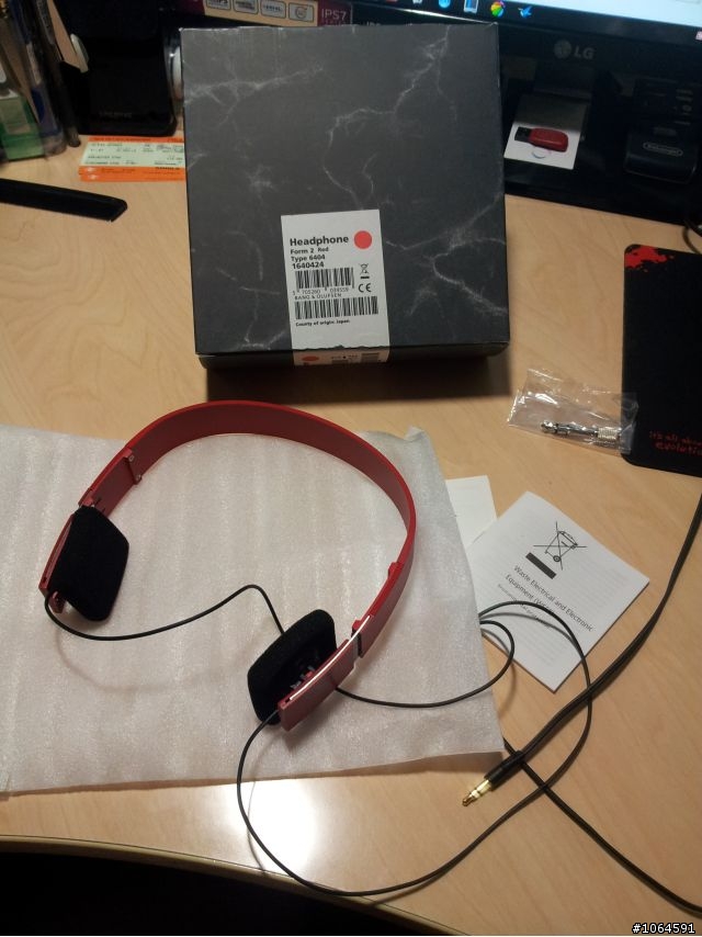 28年不變的傳承.......Bang & Olufsen Form 2 超輕量頭戴式耳機