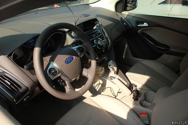 Ford All New Focus試車體驗_拿到黑色!