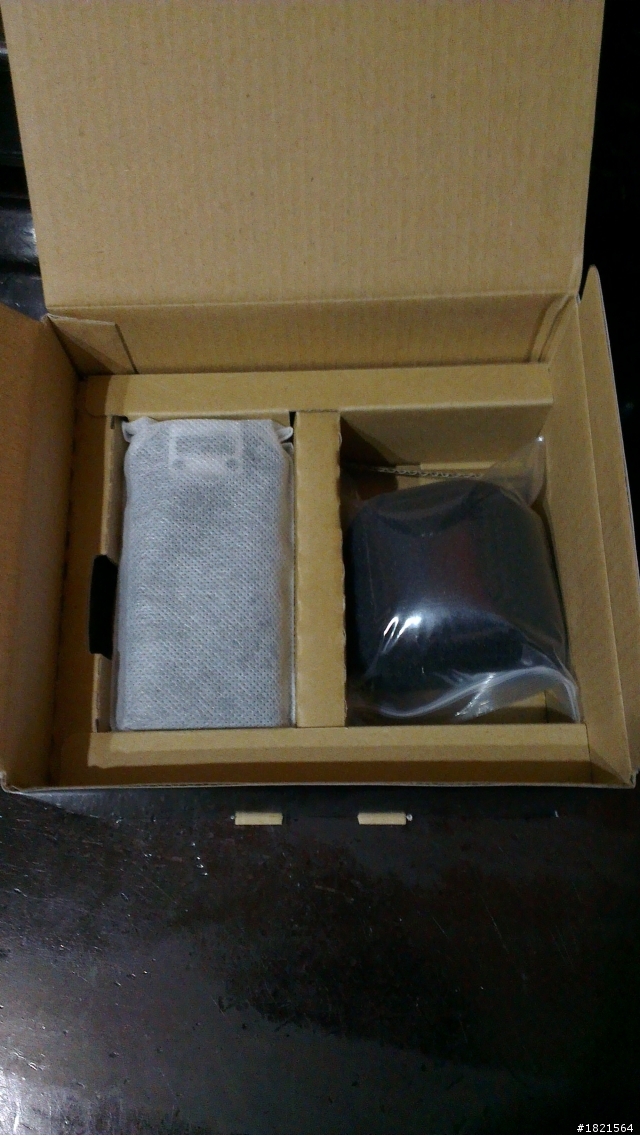 不專業開箱:KENWOOD E8；F111 by FitEar